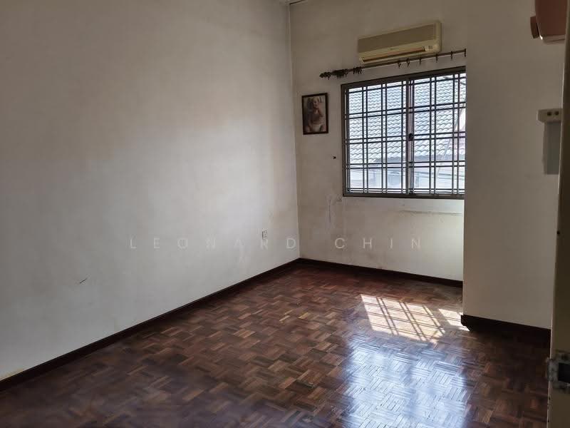Rumah Teres 2-Tingkat untuk Dijual di Bandar Sungai Long (Selangor) - Leonard Chin - Interior - PropertyGuru.com.my
