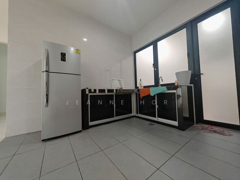 2-storey Terraced House for Sale in 16 Sierra (Puchong) - Jeanne Hor - Kitchen - PropertyGuru.com.my