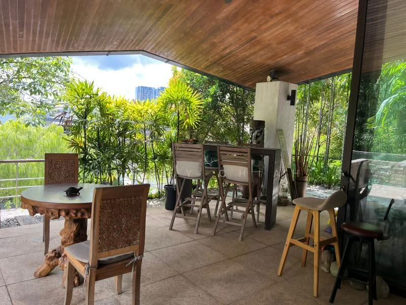 Bungalow House untuk Dijual di Serdang (Seri Kembangan) - Carrey Chiah - PropertyGuru.com.my