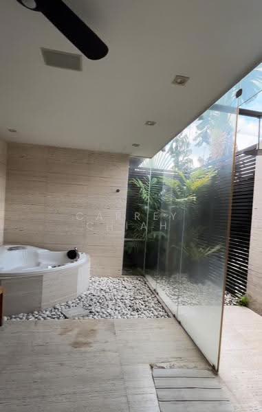 Bungalow House untuk Dijual di Serdang (Seri Kembangan) - Carrey Chiah - PropertyGuru.com.my
