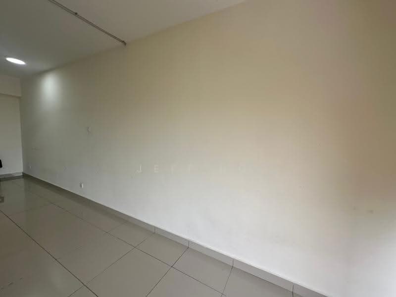 Service Residence for Sale at Suria Jelutong - Jeff Ng - PropertyGuru.com.my