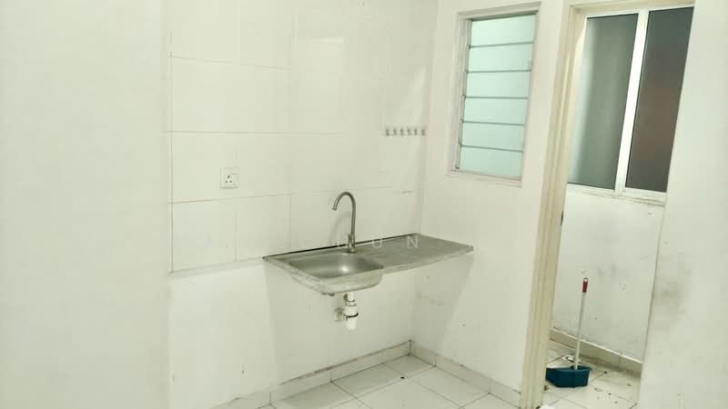 Condominium for Rent at i-Santorini - Gan Chun Kai - Kitchen - PropertyGuru.com.my