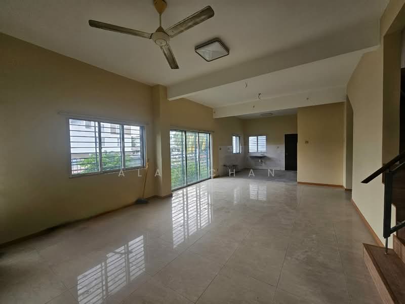 Semi-Detached House for Sale in 16 Sierra (Puchong) - Alan Chan - Living Room - PropertyGuru.com.my