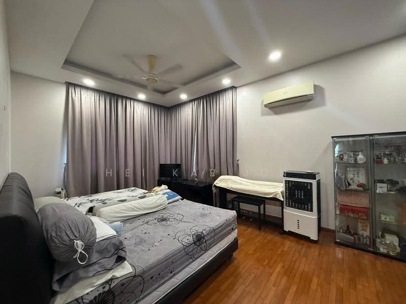 Bungalow House untuk Dijual di Jade Hills (Kajang) - Hei Kar Jun - Bedroom - PropertyGuru.com.my