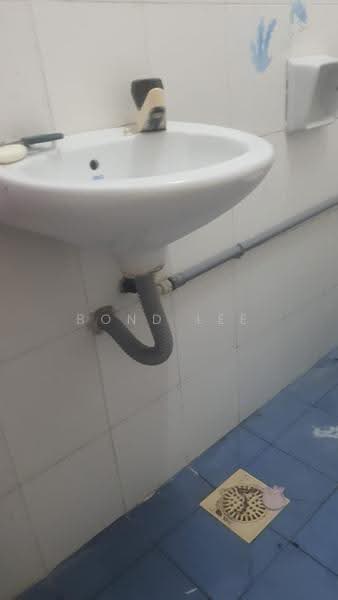 Detached Factory for Rent in Bandar Baru Sungai Buloh (Sungai Buloh) - Bond Lee - Bathroom - PropertyGuru.com.my