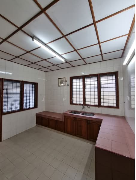 Semi-Detached House for Sale in Taman Petaling (Petaling Jaya) - J. Paul - Wet Kitchen - PropertyGuru.com.my
