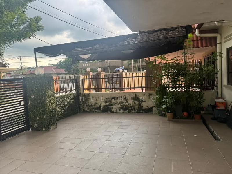 Semi-Detached House for Sale in Lorong Mangga (Jalan Ipoh) - Chee Beng Ong - PropertyGuru.com.my
