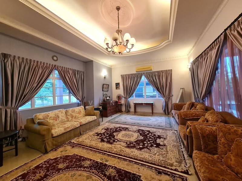 Bungalow House untuk Dijual di Country Heights (Kajang) - Venice Chong - Living Room - PropertyGuru.com.my
