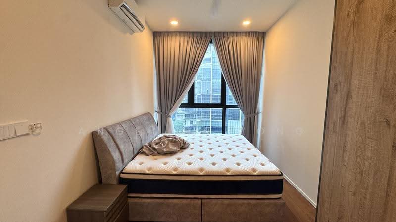 Kediaman Servis untuk Disewa di 10 Stonor - Angelina Wong Yun Hui - Bedroom - PropertyGuru.com.my