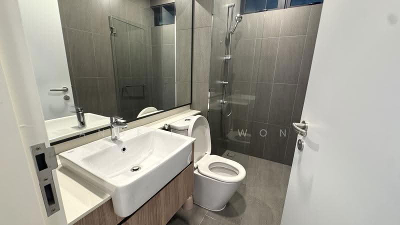 Kediaman Servis untuk Disewa di 10 Stonor - Angelina Wong Yun Hui - Bathroom - PropertyGuru.com.my