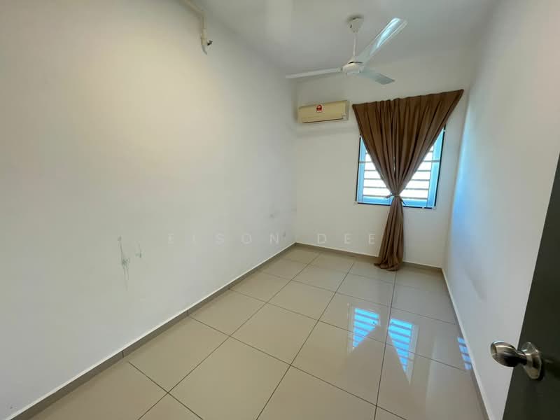 Servis Apartment untuk Dijual di Metropol - Elson Dee - Bedroom - PropertyGuru.com.my