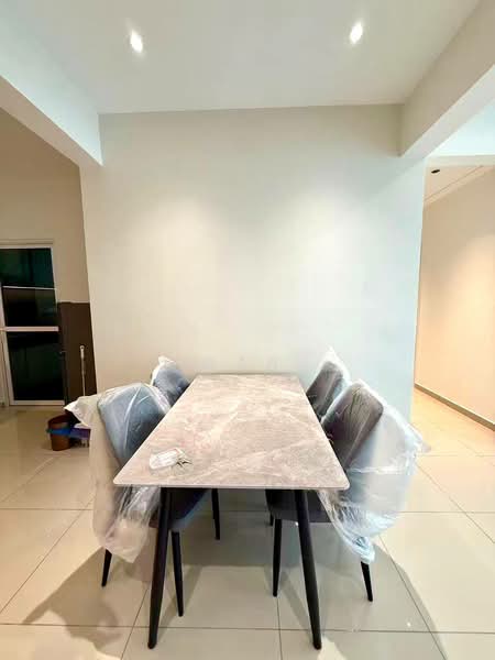 Condominium for Rent at Havana Beach Residences - Gan Chun Kai - Dining Room - PropertyGuru.com.my