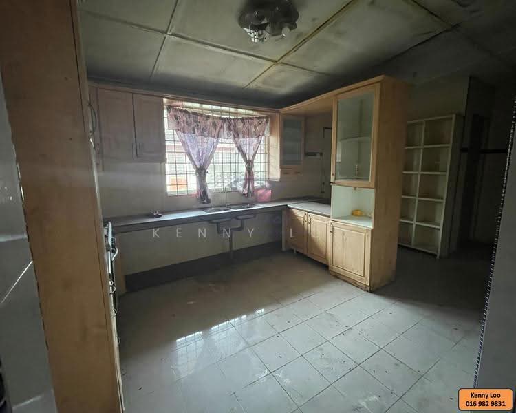 1-storey Terraced House for Sale in Jalan Mat Kilau (Kuantan) - Kenny Loo - PropertyGuru.com.my