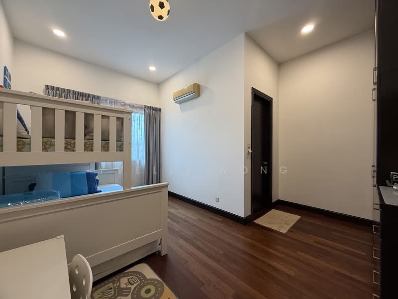 3.5-storey Terraced House for Sale in Duta Tropika (Batu) - Yvelle Wong - Bedroom - PropertyGuru.com.my