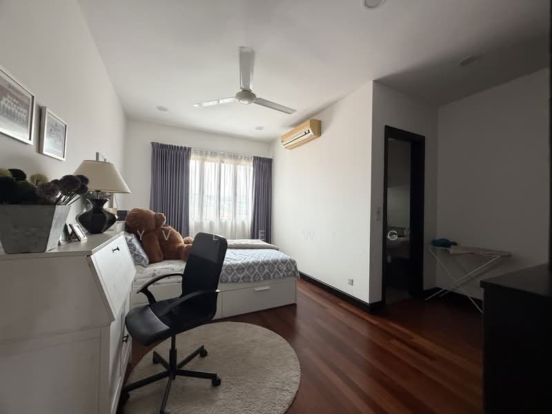 3.5-storey Terraced House for Sale in Duta Tropika (Batu) - Yvelle Wong - Bedroom - PropertyGuru.com.my