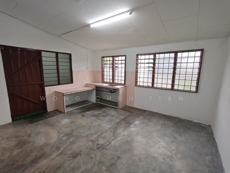 1-storey Terraced House for Rent in Taman Emas Suria (Sungai Petani) - Wong Chun Yian - Kitchen - PropertyGuru.com.my