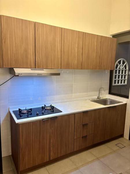 Rumah Teres 2-Tingkat untuk Disewa di Shah Alam (Selangor) - Eisya Kamaludin - Kitchen - PropertyGuru.com.my