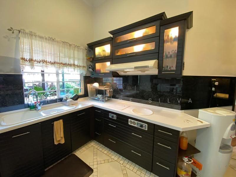 Bungalow House untuk Dijual di Taman Yarl (Jalan Klang Lama (Old Klang Road)) - Theresa De Silva - PropertyGuru.com.my