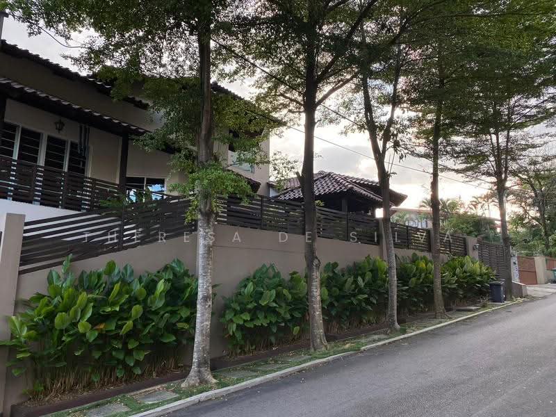 Bungalow House untuk Dijual di Taman Yarl (Jalan Klang Lama (Old Klang Road)) - Theresa De Silva - PropertyGuru.com.my