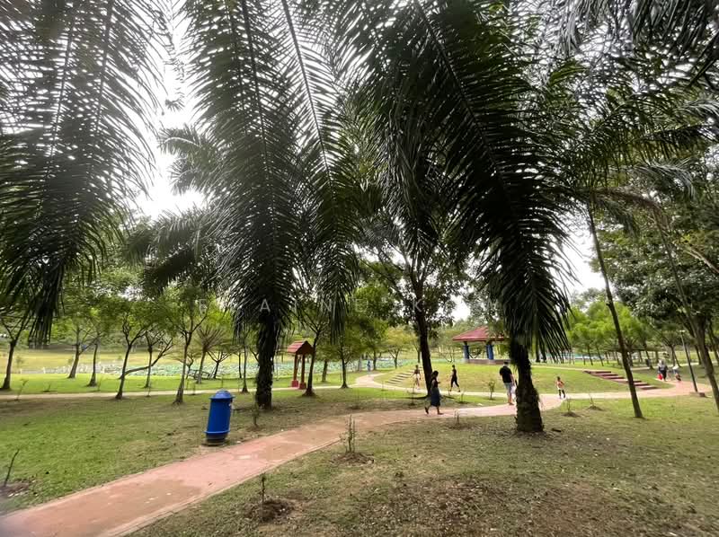 Rumah Berkembar untuk Dijual di Ara Damansara (Selangor) - Elaine Kow - PropertyGuru.com.my