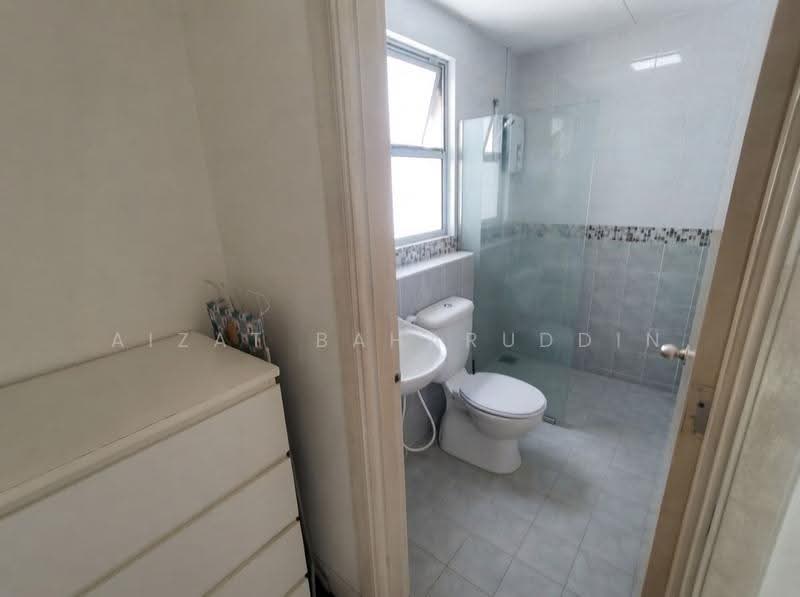 Kondominium untuk Disewa di Seri Maya Condominium - Aizat Baharuddin - Bathroom - PropertyGuru.com.my