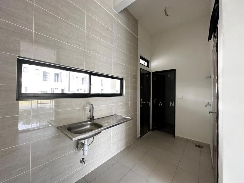 Rumah Teres 3-Tingkat untuk Dijual di Bukit Rahman Putra (Sungai Buloh) - Vincent Tan - PropertyGuru.com.my