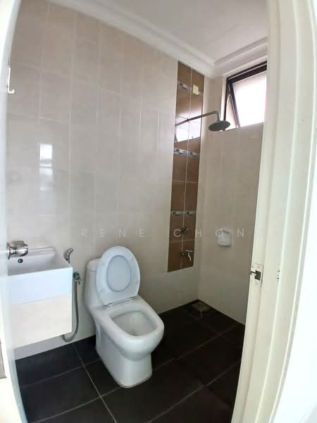 Kondominium untuk Dijual di Kristal View - Serene Chong - Bathroom - PropertyGuru.com.my