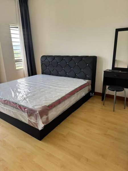 Service Residence for Sale at Serviced Residence @ Pelangi Damansara Sentral - Kerry Tam - Bedroom - PropertyGuru.com.my