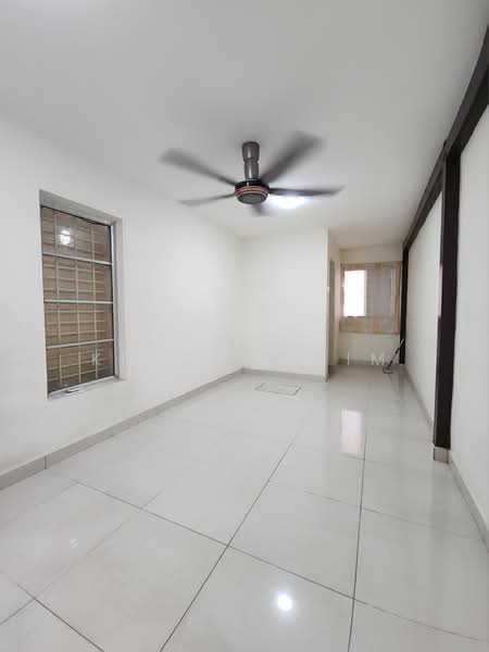 Rumah Teres 2-Tingkat untuk Dijual di Kota Kemuning (Shah Alam) - Krystin Lim - Ground Floor Room - PropertyGuru.com.my