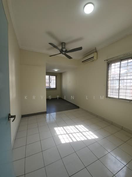 Rumah Teres 2-Tingkat untuk Dijual di Kota Kemuning (Shah Alam) - Krystin Lim - Room - PropertyGuru.com.my