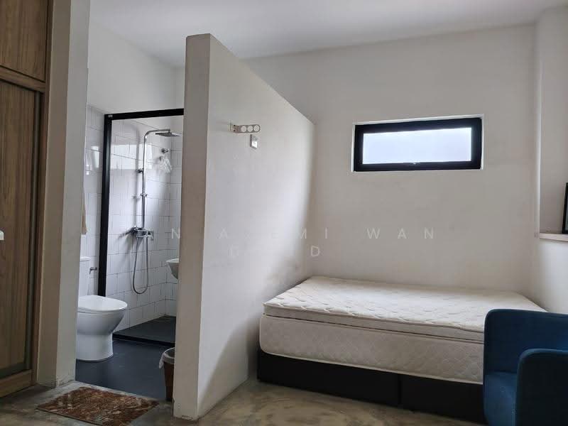 Bungalow House for Sale in Taman Bukit Meringin (Kajang) - Wan Azemi Wan Daud - Bathroom - PropertyGuru.com.my
