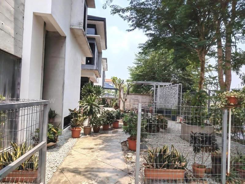 Bungalow House for Sale in Taman Bukit Meringin (Kajang) - Wan Azemi Wan Daud - Exterior - PropertyGuru.com.my