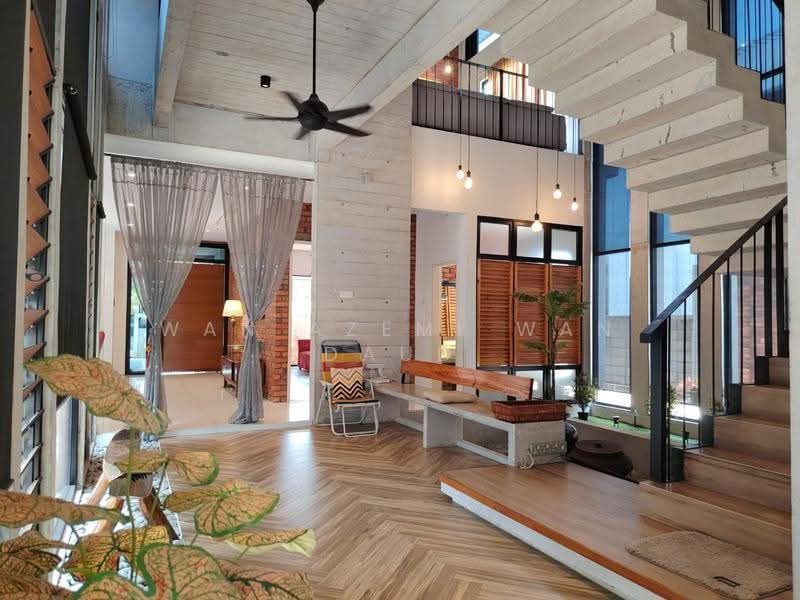 Bungalow House for Sale in Taman Bukit Meringin (Kajang) - Wan Azemi Wan Daud - Living Room - PropertyGuru.com.my