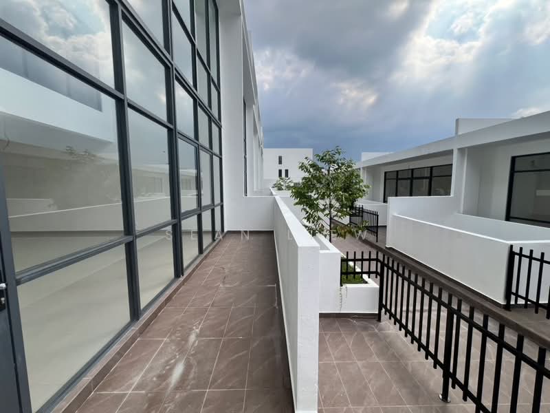 Rumah Teres 3.5 Tingkat untuk Dijual di Petaling Jaya (Selangor) - Sean Liew - PropertyGuru.com.my
