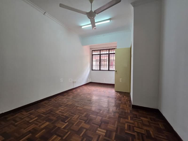 2.5-storey Terraced House for Sale in Bandar Utama 10 (Bandar Utama) - Soon Lee Wang - PropertyGuru.com.my