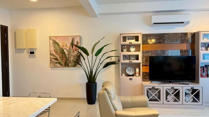 Kondominium untuk Disewa di Waterside Residence - Gan Chun Kai - Living Room - PropertyGuru.com.my