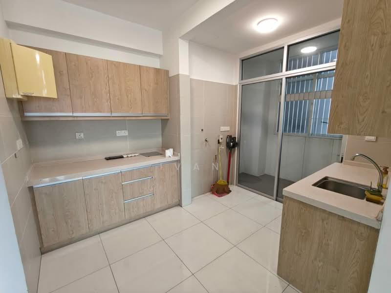 Condominium for Sale at Midfields 2 - Ivan Lim - Kitchen - PropertyGuru.com.my