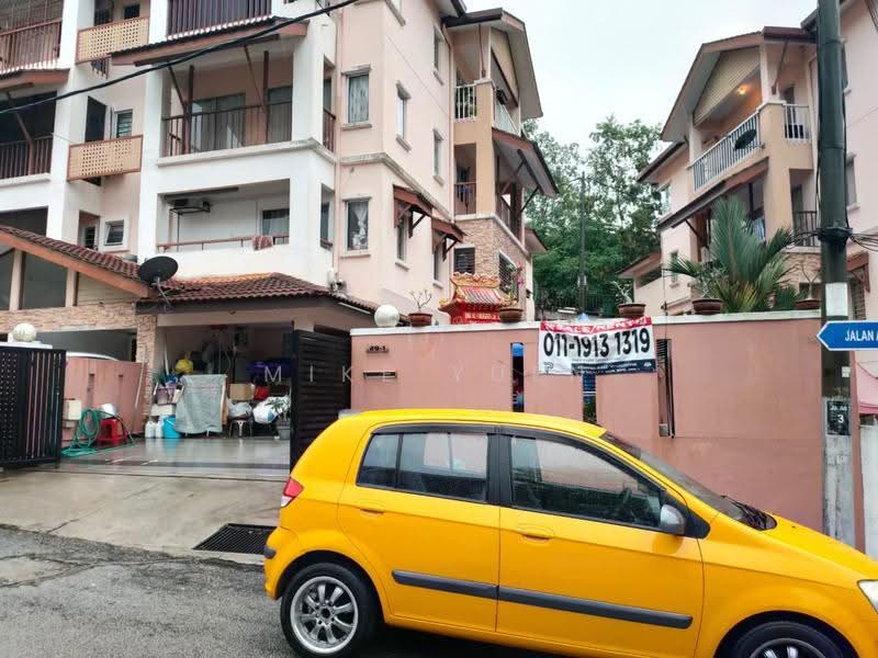 Townhouse for Sale in Taman Amansiara (Rawang) - Mike Yuen - Exterior - PropertyGuru.com.my