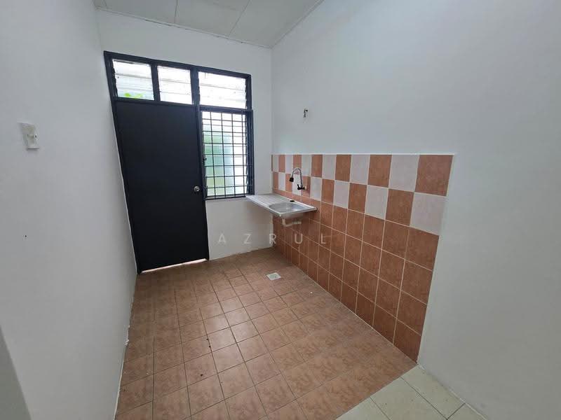 Rumah Teres 1-Tingkat untuk Dijual di Port Dickson (Negeri Sembilan) - Azrul Othman - Kitchen - PropertyGuru.com.my