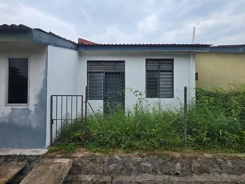 Rumah Teres 1-Tingkat untuk Dijual di Port Dickson (Negeri Sembilan) - Azrul Othman - Exterior - PropertyGuru.com.my