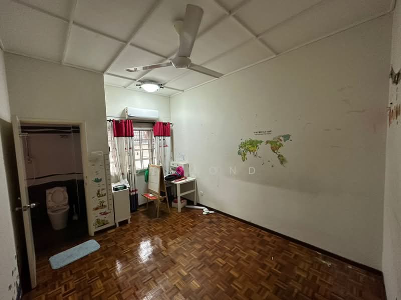 Rumah Teres 2-Tingkat untuk Dijual di SS23 (Petaling Jaya) - Desmond Tan - PropertyGuru.com.my