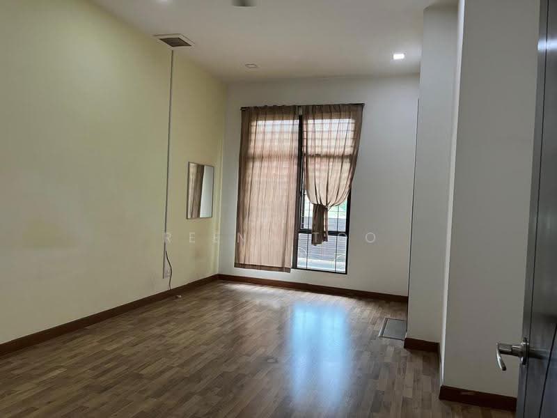 Semi-Detached House for Sale in Subang Bestari (Shah Alam) - Reeno Too - PropertyGuru.com.my