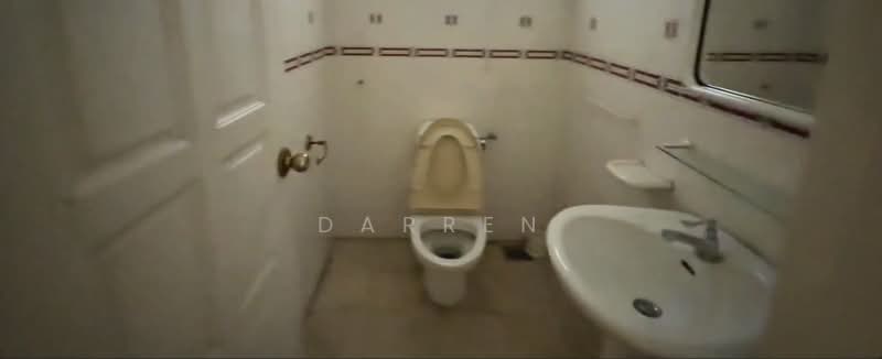 Rumah Banglo untuk Dijual di Usj 5 (Subang Jaya) - Darren Ng - Bathroom - PropertyGuru.com.my