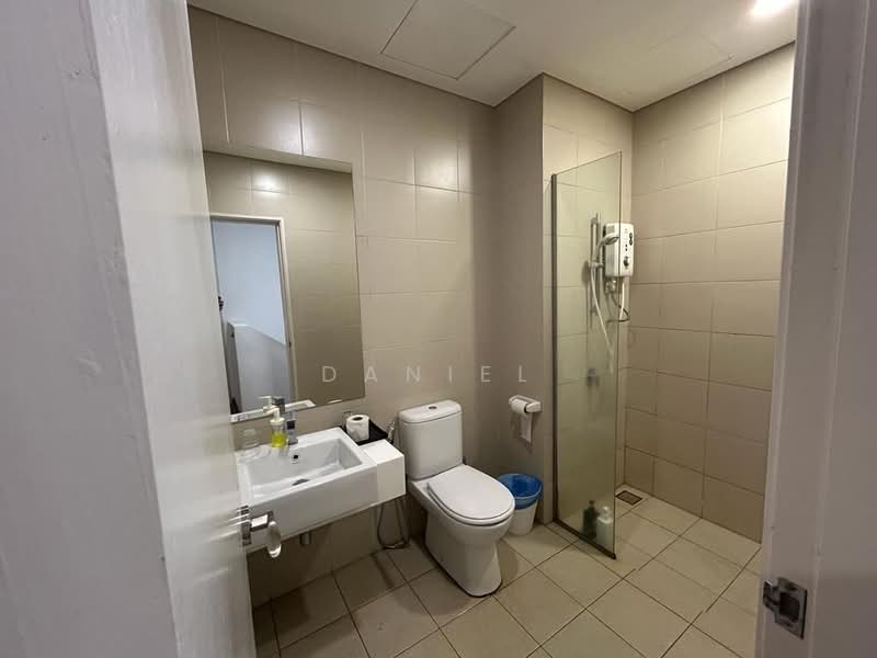 Servis Apartment untuk Dijual di i-SOHO @ i-City - Daniel Ng - PropertyGuru.com.my