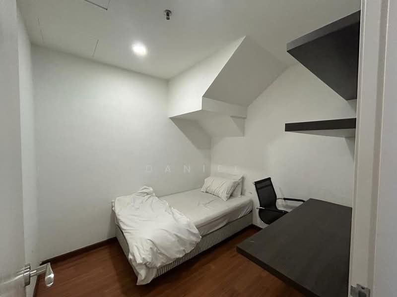 Servis Apartment untuk Dijual di i-SOHO @ i-City - Daniel Ng - PropertyGuru.com.my
