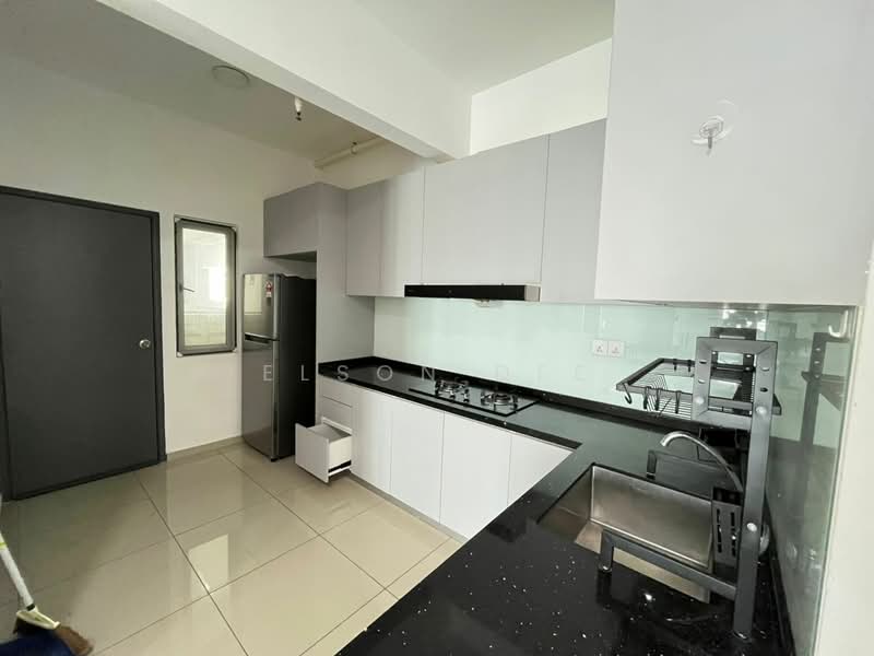 Servis Apartment untuk Disewa di Metropol - Elson Dee - Kitchen - PropertyGuru.com.my
