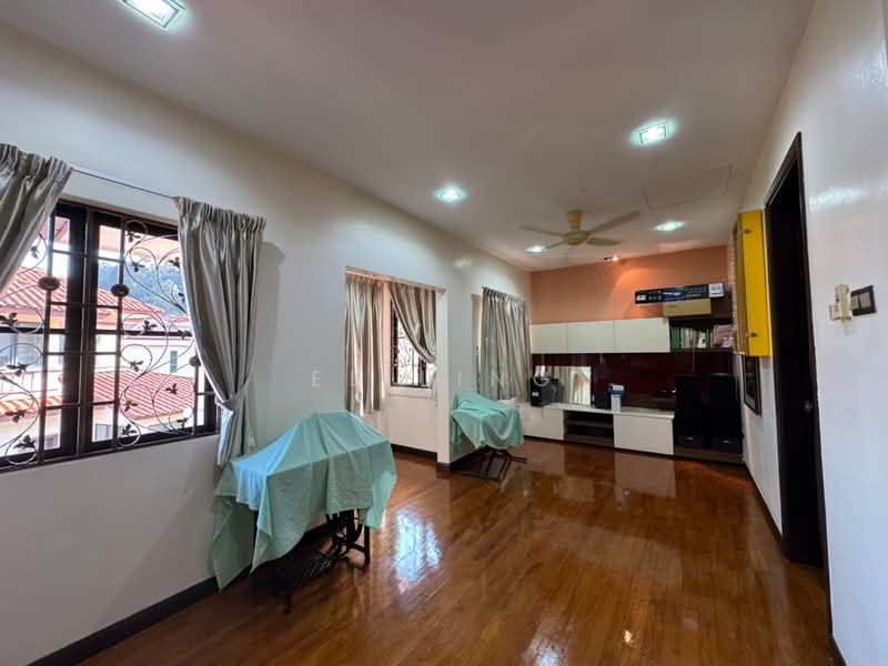 Rumah Banglo untuk Dijual di Bandar Puteri Puchong (Puchong) - EE Ling - PropertyGuru.com.my