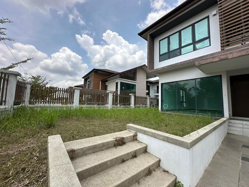 Rumah Banglo untuk Dijual di Subang Bestari (Shah Alam) - Reeno Too - PropertyGuru.com.my