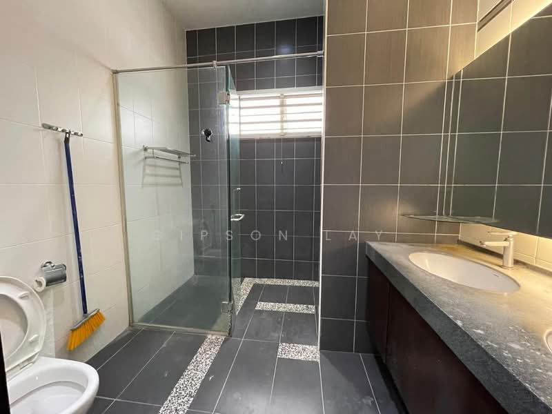 Rumah Berkembar untuk Dijual di Taman Kluang Setia (Kluang) - Gipson Lay - PropertyGuru.com.my
