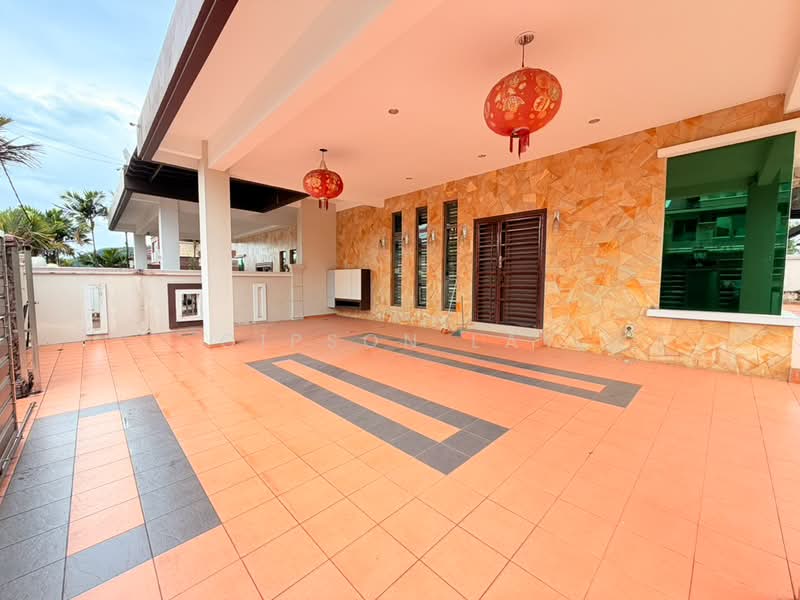 Rumah Berkembar untuk Dijual di Taman Kluang Setia (Kluang) - Gipson Lay - PropertyGuru.com.my